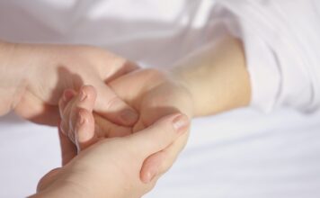 5 Easy Tips to Improve Your Skin Health hands, massage, treatment